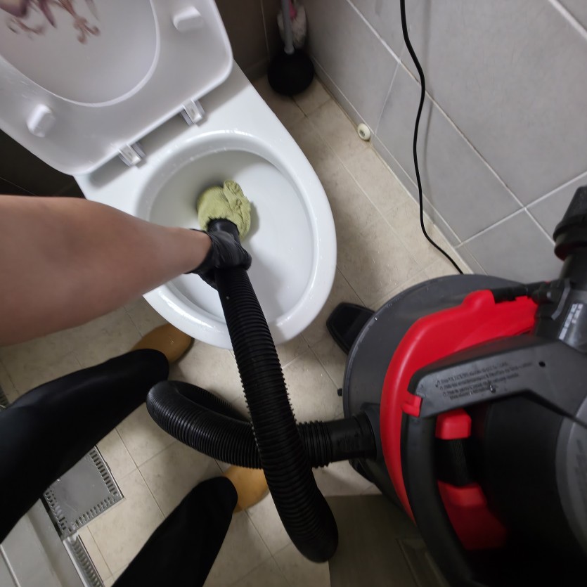 17ac67f1fe424113af27bf0fa9545edb_1760943656_9502.jpg